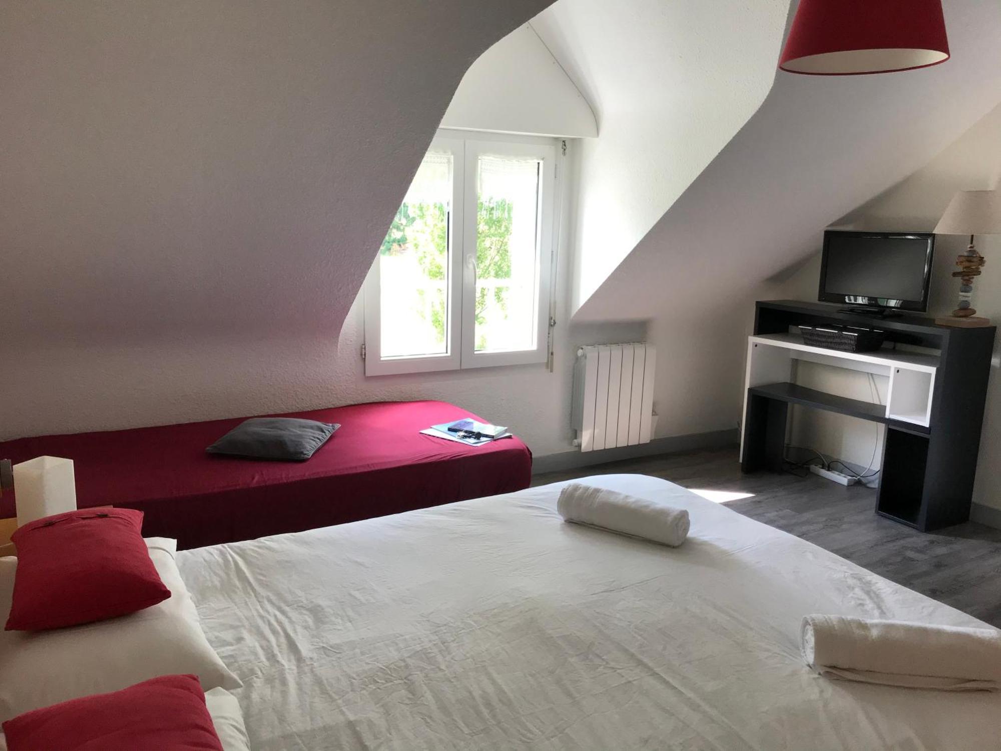 Hotel Aux Tamaris Sauzon Ngoại thất bức ảnh